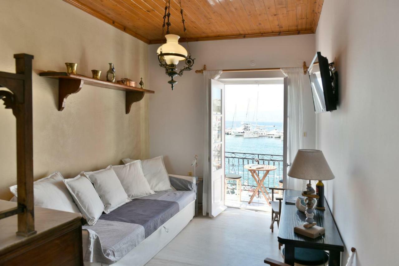 Hydra Port Apartments-serenity Apartment